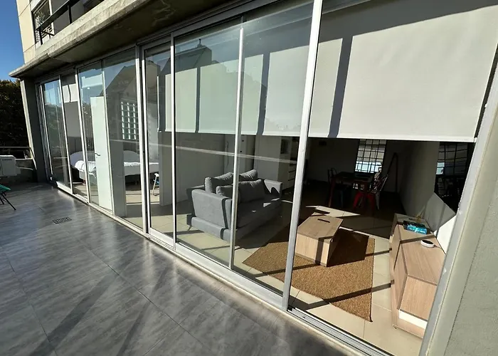 Modern Spacious & Sunny Apartment In Palermo